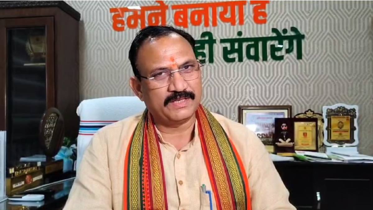 छत्तीसगढ़ में 5 नए मेडिकल कॉलेज को मंजूरी : स्वास्थ्य मंत्री श्यामबिहारी ने कहा – डॉक्टर बनने का सपना देखने वाले बच्चों के लिए खुला रास्ता