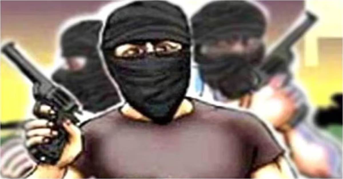 बाबा’राज’ में बदमाश बेलगाम! दिनदहाड़े पुलिस बूथ के पास से तमंचे की नोंक पर लूट, कहां खाक छान रहे कानून के रखवाले?