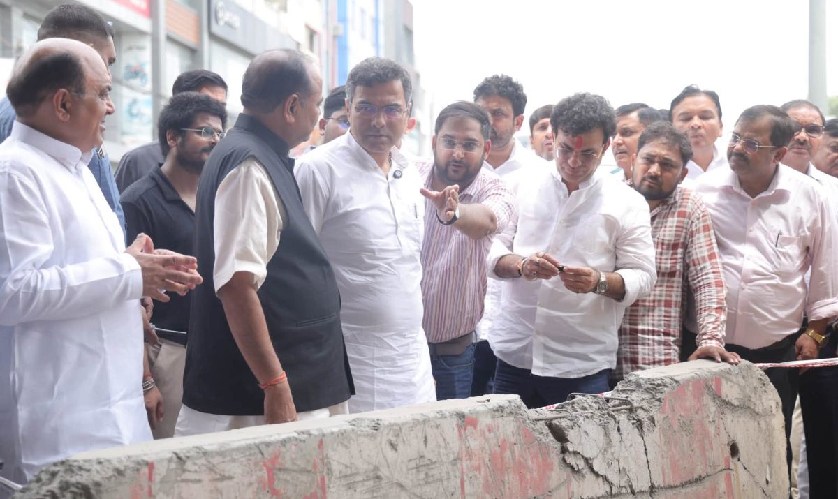 दिल्ली के लक्ष्मी नगर में बनेगा आधुनिक स्काईवॉक… रेखा गुप्ता सरकार ने तेज किए विकास कार्य