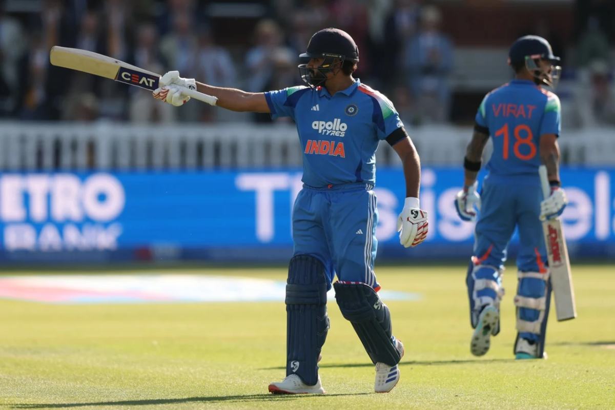 IND vs ENG 3rd ODI: इंग्लैंड के खिलाफ गरजा रोहित का बल्ला, लॉर्ड्स में ठोक डाला ऐतिहासिक शतक, आलोचकों की बोलती बंद