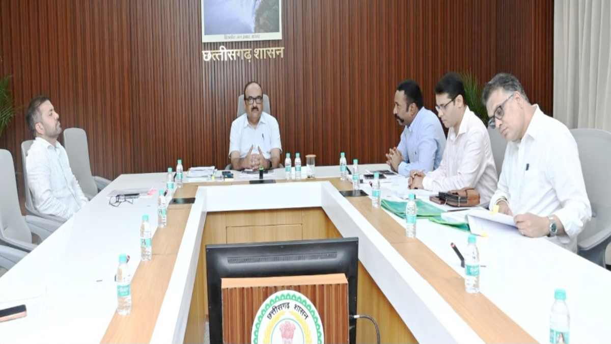 मुख्य सचिव ने ली PPAC की बैठक, चित्रकोट जलप्रपात के पास तीरथ गांव में 25 करोड़ की लागत से बनेगी टेंट सिटी