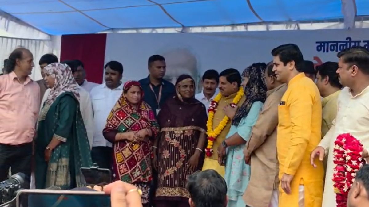 हिंदू, मुस्लिम, सिख और ईसाई समाज ने किया CM मोहन का स्वागत: इंदौर से यूसीसी पर दिया बड़ा संदेश, बोले- आजादी के सपनों को साकार करने वाला कानून