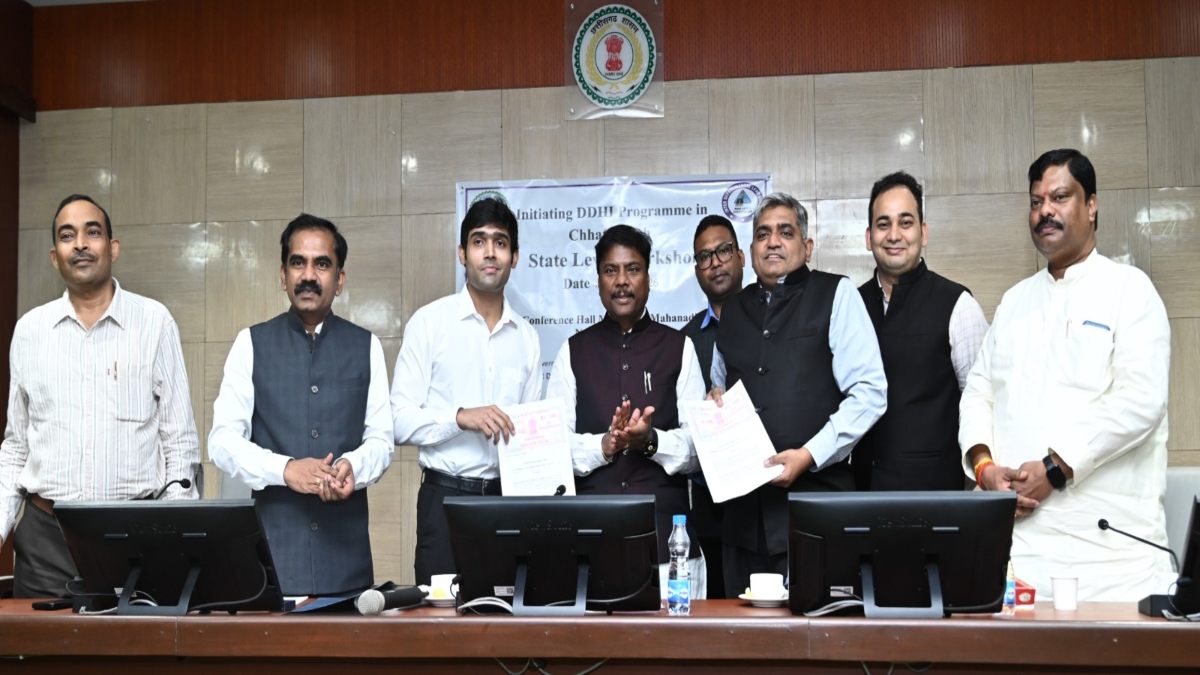 छत्तीसगढ़ में सड़क सुरक्षा की दिशा में बड़ा कदम: सरकार और IIT मद्रास के बीच ऐतिहासिक एमओयू, डेटा-आधारित हाइपरलोकल इंटरवेंशन कार्यक्रम शुरू