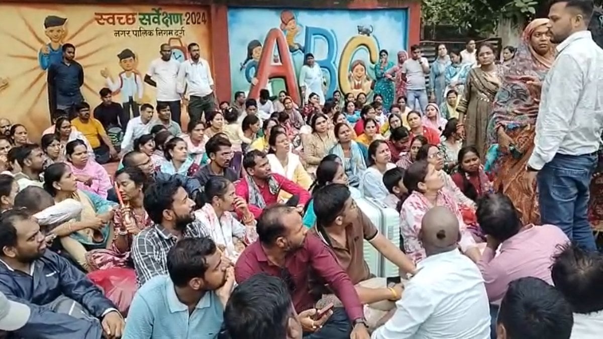 अतिथि शिक्षकों की हड़ताल खत्म, सरकार से आश्वासन के बाद लिया फैसला, मांगें पूरी नहीं होने पर फिर सड़क पर उरतने की दी चेतावनी