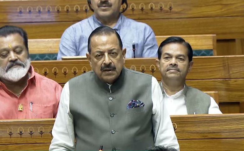 ‘हम 10 घंटे भी चर्चा के लिए तैयार’, एंटी पेपर लीक बिल पर लोकसभा में बोले रिजिजू