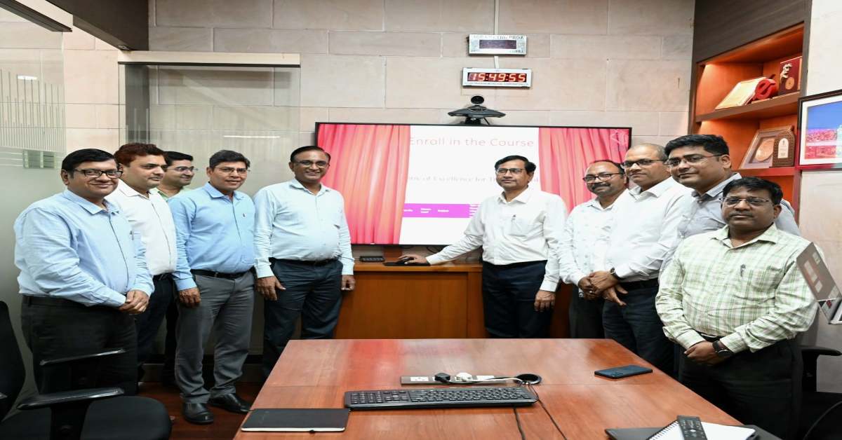 देश में पहली बार UP मेट्रो ने शुरू किया अंतरराष्ट्रीय ऑनलाइन सर्टिफिकेट कोर्स, करियर बनाने के इच्छुक युवा कर सकते हैं आवेदन
