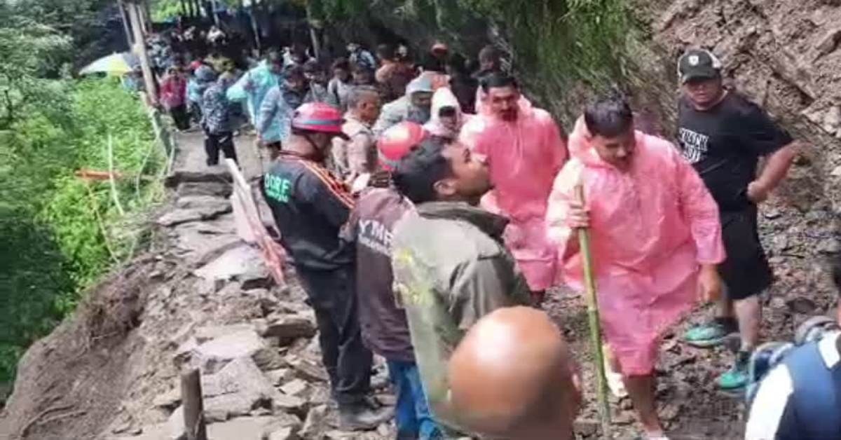 घंटों की मशक्कत के बाद खुला केदारनाथ पैदल मार्ग, फिर शुरू हुई यात्रा