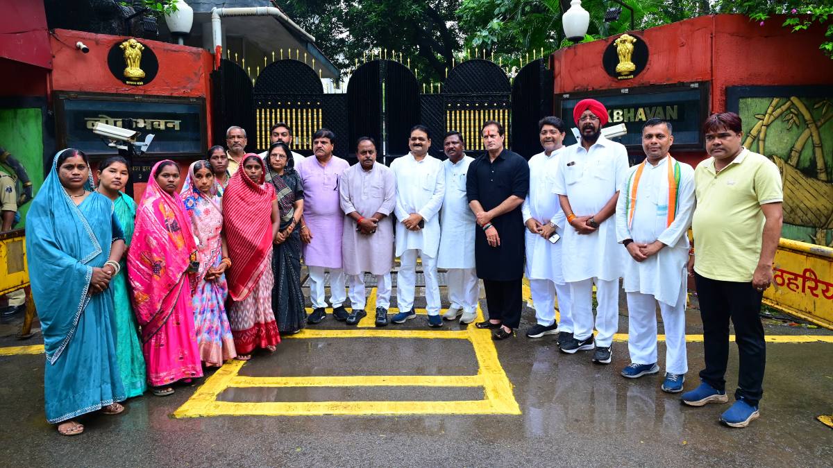 नकटी गांव बुलडोजर कार्रवाई मामला : कांग्रेस प्रतिनिधिमंडल ने राज्यपाल से की मुलाकात, प्रभावित परिवारों के लिए मांगा न्याय