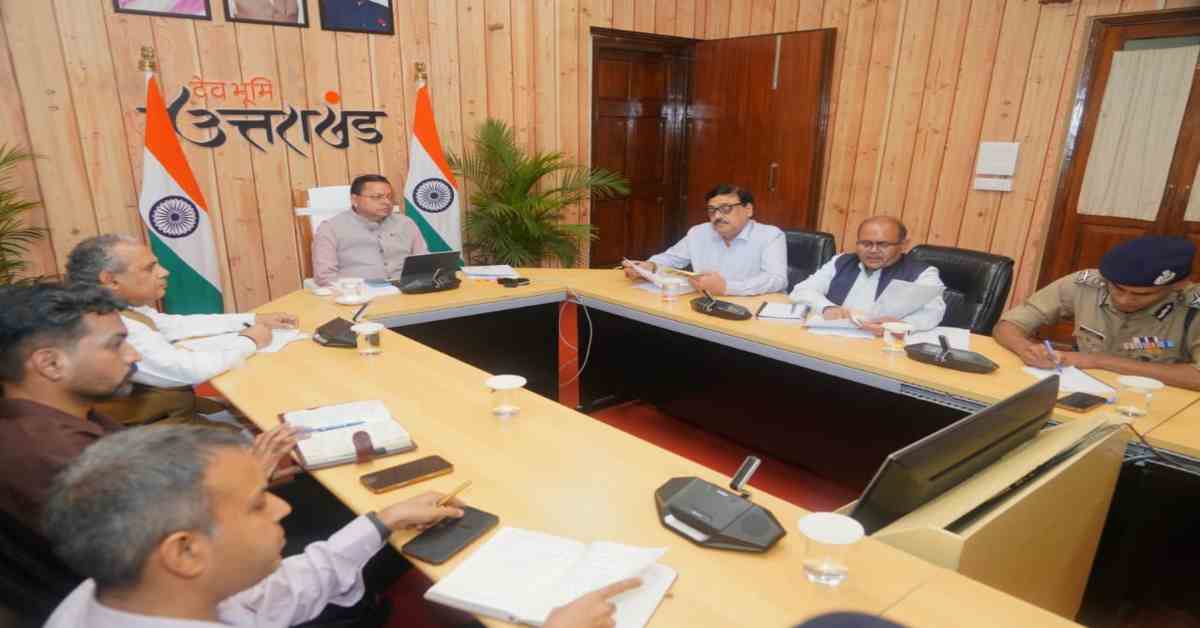 CM धामी ने मानसून, चारधाम यात्रा और आपदा तैयारियों की समीक्षा की, अधिकारियों को सख्त निर्देश