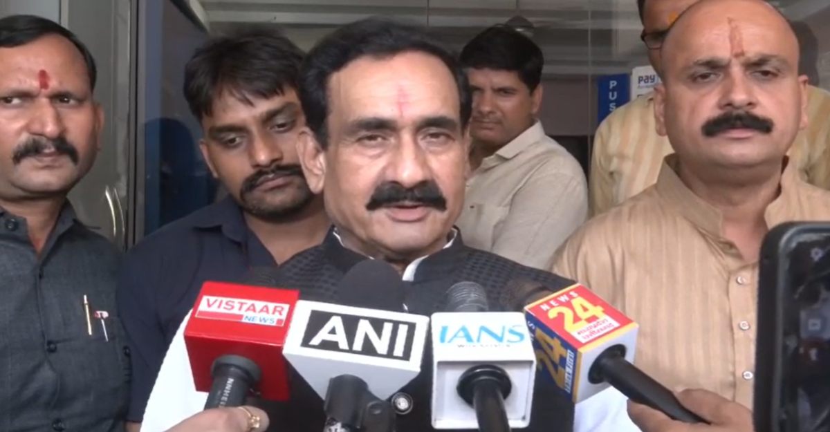 Datia by-election: नरोत्तम मिश्रा ने कार्यकर्ताओं से की शांत रहने की अपील, कांग्रेस का तंज-यह तोड़फोड़ और बवाल ही भाजपा का चरित्र है