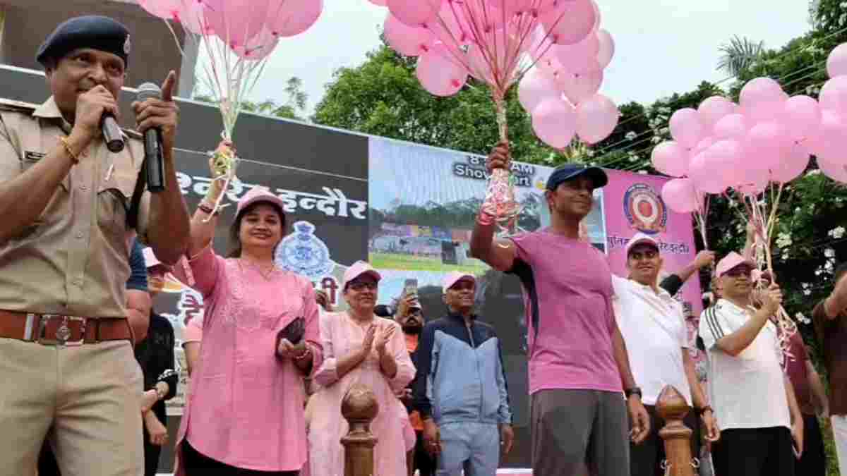 इंदौर पुलिस का ‘आई एम स्माइल’ अभियान: सड़कों पर उतरे हजारों लोग, नशा छोड़ो जिंदगी चुनो का दिया नारा
