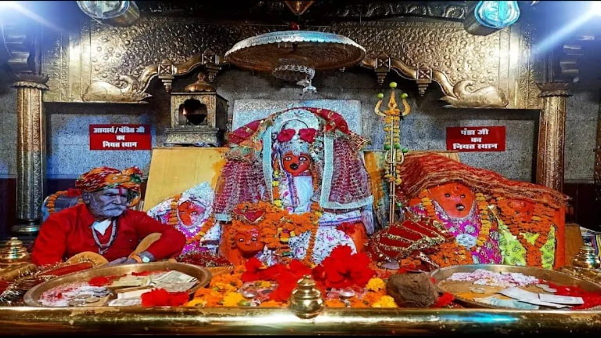 जब मुहूर्त भी हो जाए फेल, तब मंदिर में माता खुद तय कर देती हैं शादी का समय, उल्टा स्वास्तिक करता है मनोकामना पूरी…