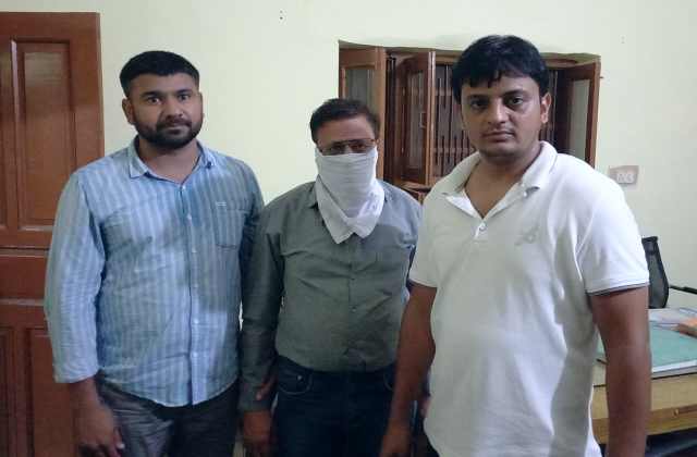 हरियाणा में ACB का बड़ा एक्शन! 2 लाख की रिश्वत लेते रंगे हाथों दबोचा गया नायब तहसीलदार, पहले भी ले चुका था ₹50 हजार