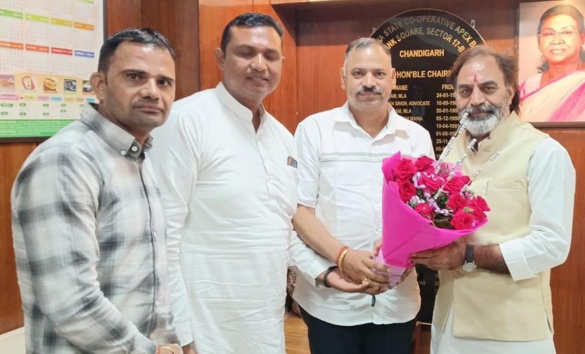 चंडीगढ़ में हरको बैंक चेयरमैन से मिले भाजपा प्रवक्ता राज रमन दीक्षित, सहकारिता पर हुई चर्चा