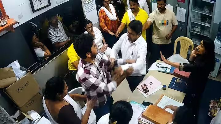 ठाणे के शिवसेना पार्षद की गुंडागर्दी : पीड़ित डॉक्टर से इस्तीफा देकर शहर छोड़ा, कहा- वापस नहीं लौटूंगा