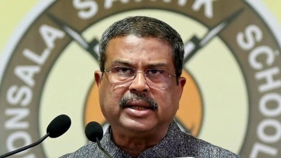 NEET Paper Leak Case: NTA में बड़ी कार्रवाई, 47 अधिकारियों की नौकरी गई; पेपर लीक पर 10 साल की सजा का प्रावधान