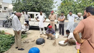 घर में सो रहे परिवार के बीच लाखों की चोरी, 10 तोला सोना और ₹1 लाख नकद लेकर फरार हुए चोर
