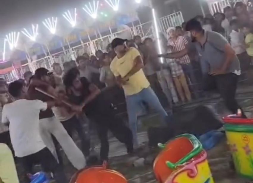 नूंह के मनोरंजन मेले में टिकट विवाद पर चले लाठी-डंडे: भारी भगदड़ के बाद पुलिस थाने पहुंचा मामला