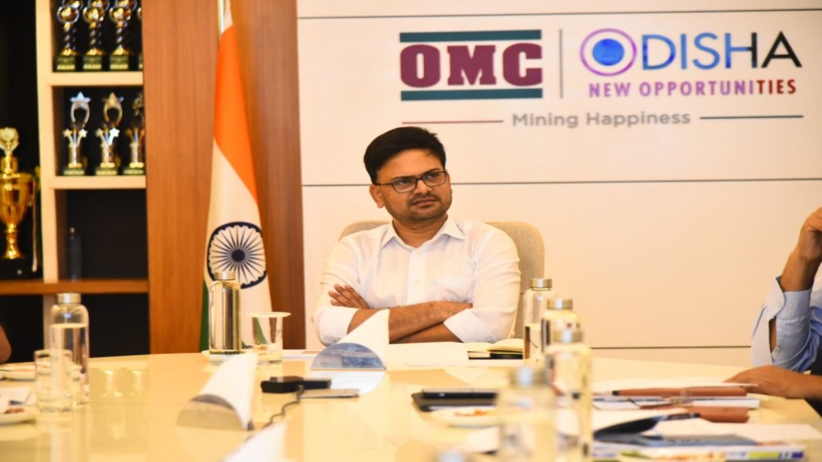 खनन निगम के एमडी सुधांशु मोहन सामल ने दैतारी और बांगुर खदानों का किया दौरा, उत्पादन और सुरक्षा की समीक्षा की