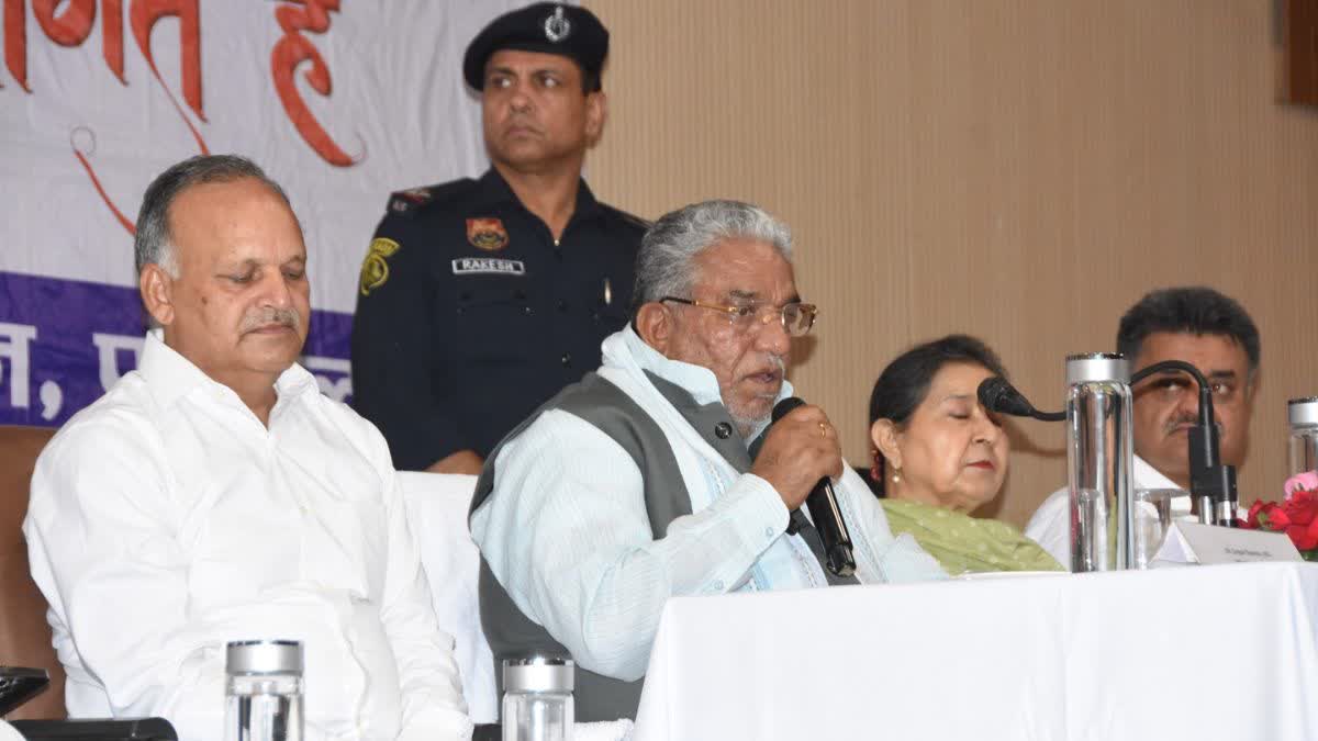 हरियाणा के मंत्री कृष्ण लाल पंवार का बड़ा एक्शन: डॉक्टरों ने बाहर की दवाई लिखी, तो दर्ज होगी FIR