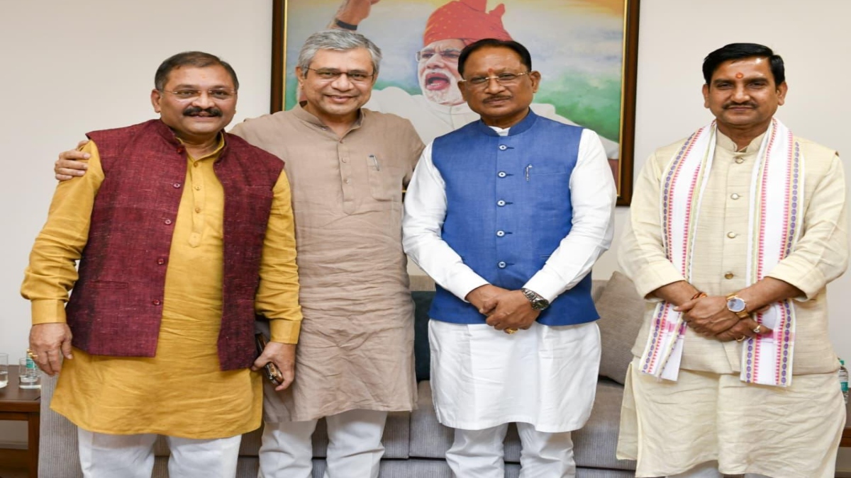 रेल नेटवर्क का विस्तार: परियोजनाओं को आगे बढ़ाने मंत्री ने दिया आश्वासन, CM साय ने कहा- विकास के लिए आधुनिक रेल संपर्क आवश्यक