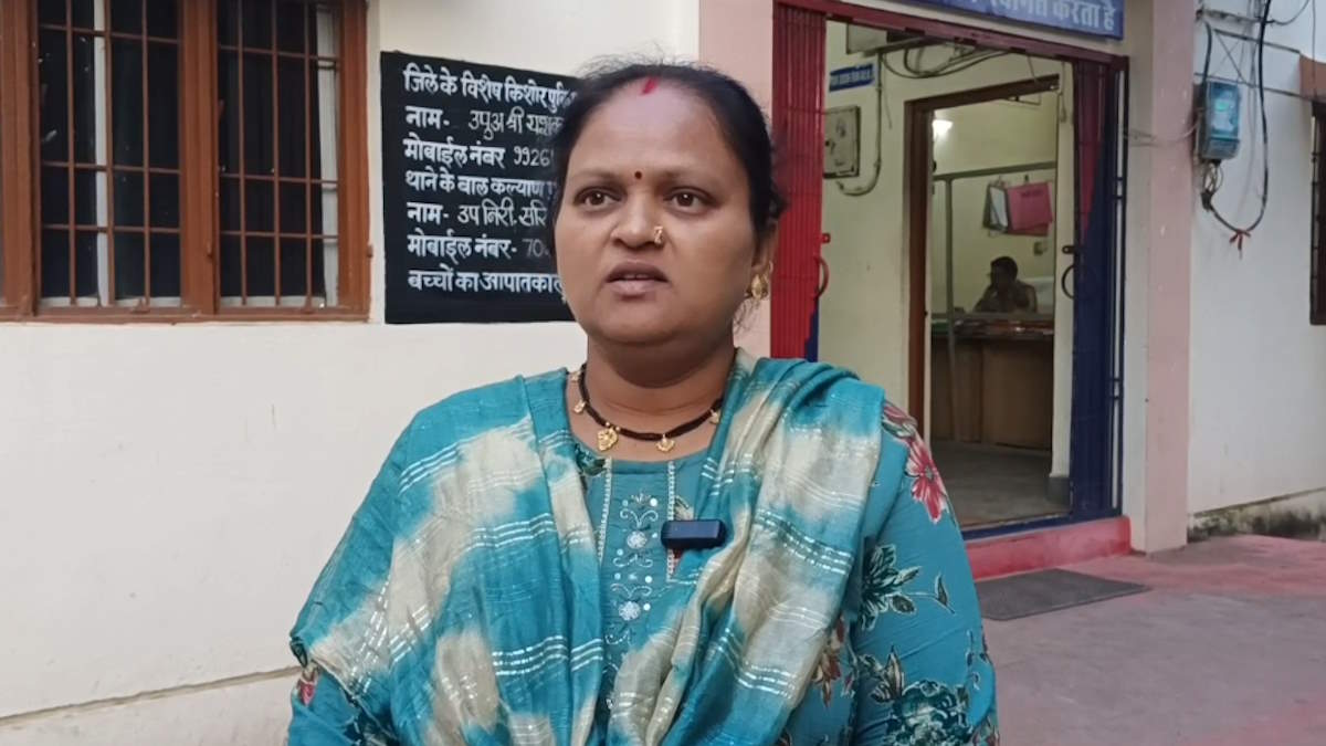अजब-गजब! मंजिल पर पहुंचने से पहले बस सवार पति हुआ लापता, पत्नी ने पुलिस में दर्ज कराई गुमशुदगी…