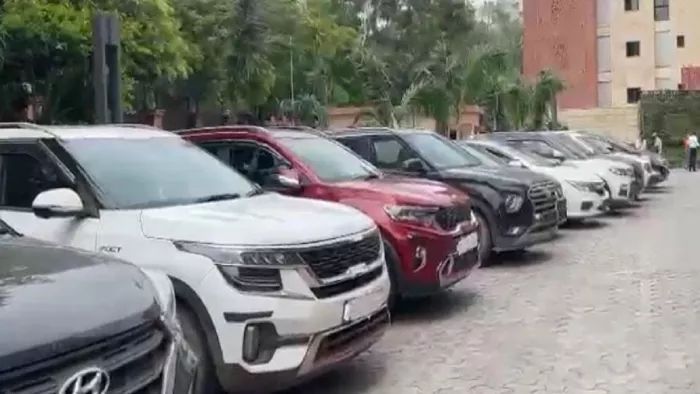 सोसायटी अध्यक्ष निकला 200 वाहन चोरी करने वाले गैंग का सरगना, 5 आरोपियों पर लगा MCOCA