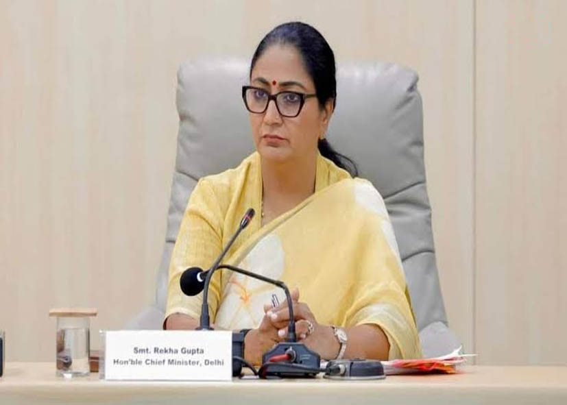 दिल्ली में निर्माण कार्यों पर फुल स्टॉप, CM रेखा गुप्ता ने जारी किया सख्त आदेश
