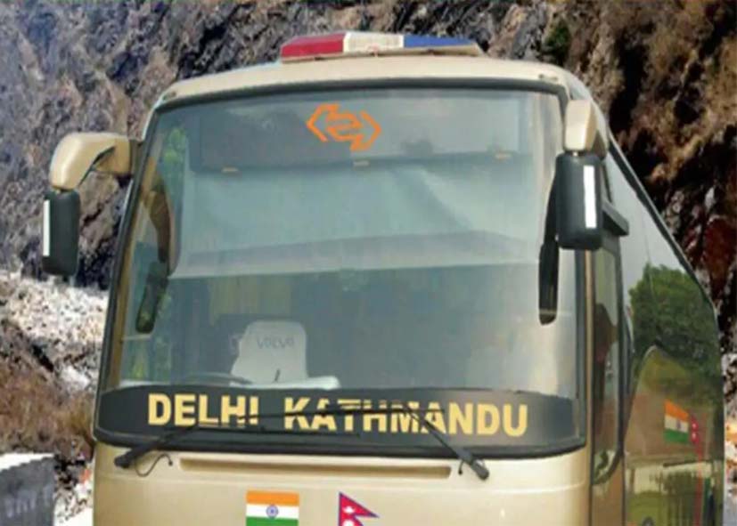 नेपाल में बाढ़ से बिगड़े हालात, दिल्ली-काठमांडू बस सेवा अस्थायी रूप से बंद