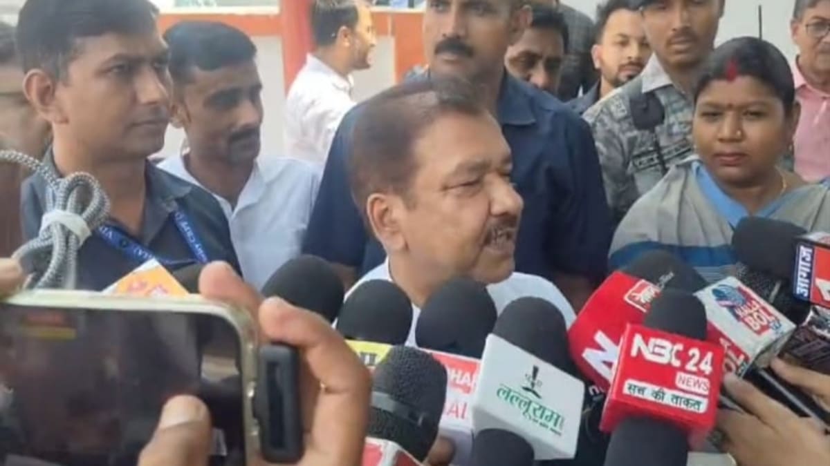 बिहार में भूमि सर्वे से खत्म होंगे जमीनी विवाद, 5 जिलों की समीक्षा में मंत्री जायसवाल का सख्त रुख