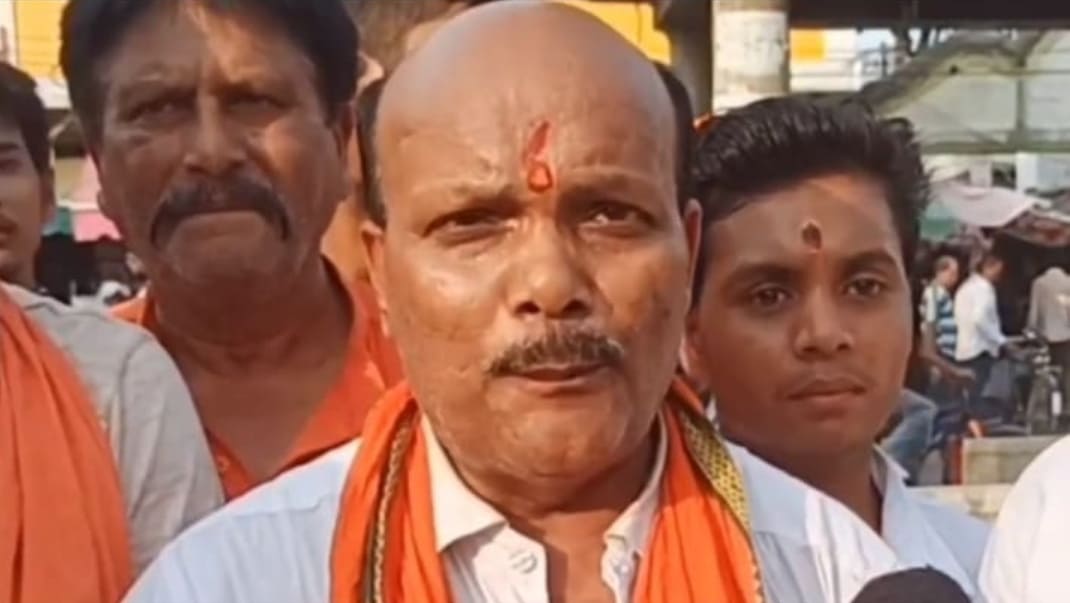 राम मंदिर चंदा विवाद मामले में मोतिहारी में पप्पू यादव का पुतला दहन और DNA टेस्ट की मांग