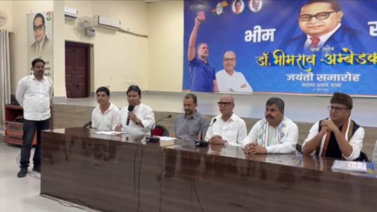 सदाकत आश्रम में मंथन, बूथ स्तर तक पार्टी को मजबूत करने में जुटी कांग्रेस