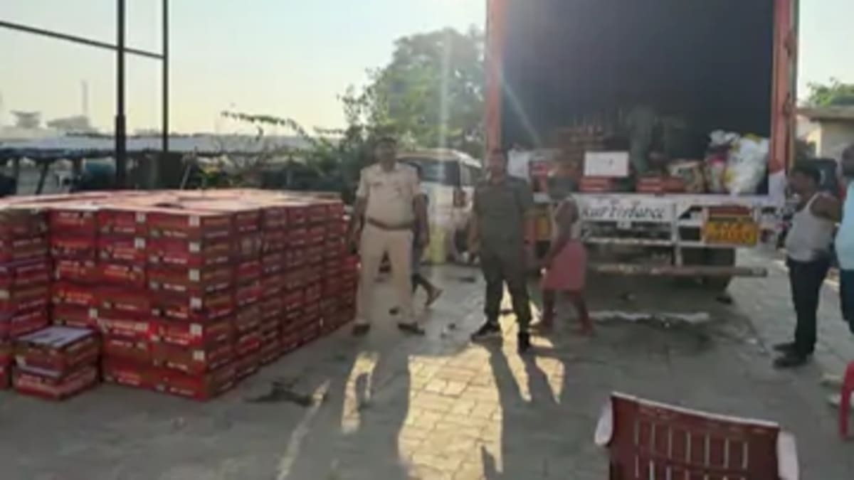 गरहां में 37 लाख की बीयर बरामद, तीन वाहन जब्त, पुलिस की कार्रवाई से भागे तस्कर