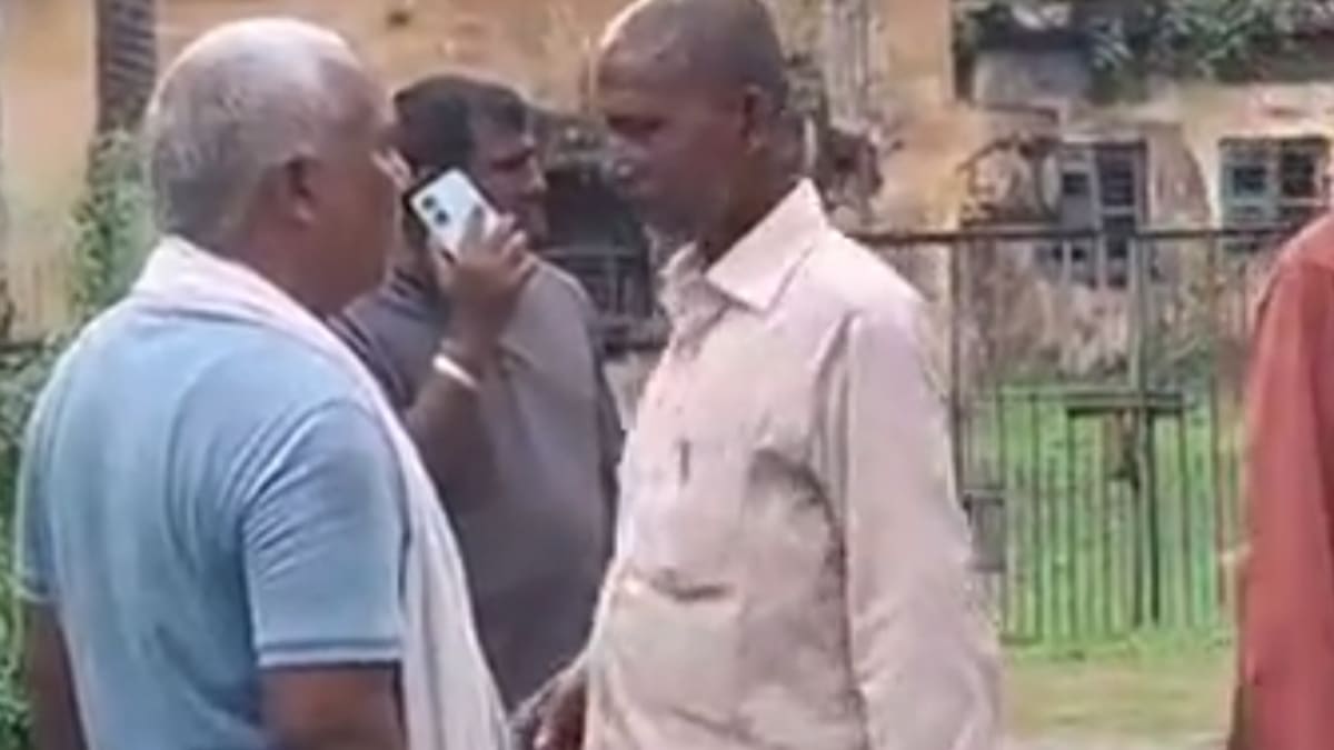 अज्ञात वाहन ने बाइक सवार दो चचेरे भाइयों को रौंदा, अस्पताल में दोनों की मौत