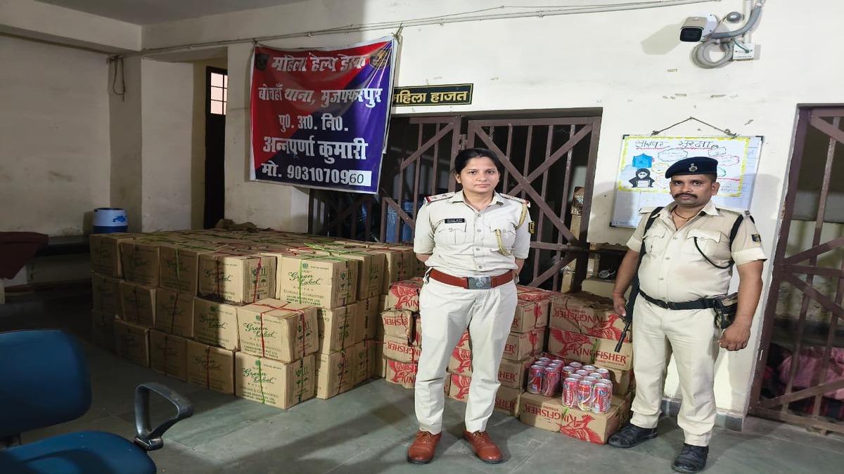 बोचहां और मीनापुर से 1911 लीटर विदेशी शराब जप्त, एक ट्रक व दो पिकअप वाहन जब्त