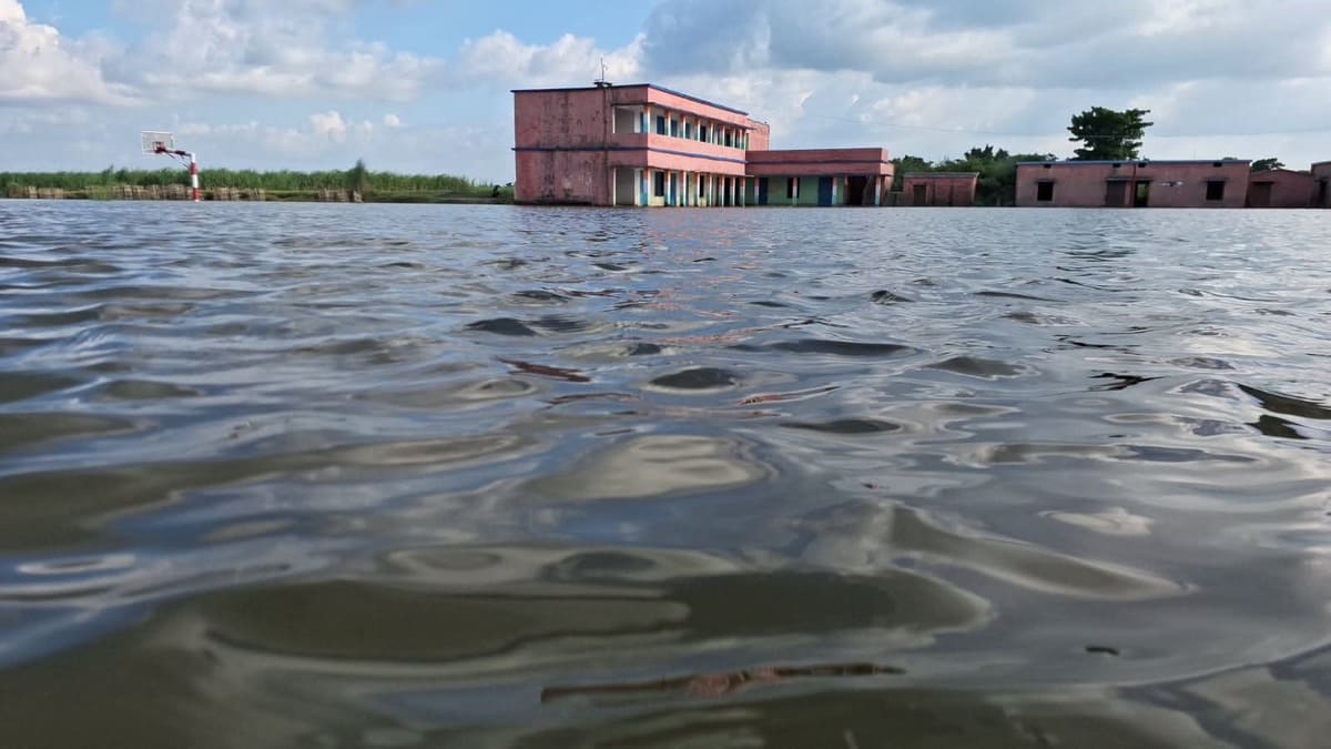 Weather news: मानसून का कहर, 20 जिलों में यलो अलर्ट, 35% कम बारिश के बीच नदियों में उफान
