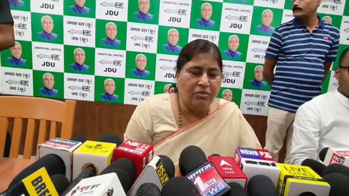 बिहार शिक्षा व्यवस्था और राजनीति: लेसी सिंह का बड़ा बयान, 24 घंटे लाइव क्लास और विपक्ष पर तीखा हमला