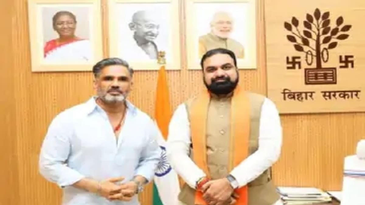 बिहार में अक्टूबर से सुनील शेट्टी शुरू करेंगे मेगा फिल्म की शूटिंग, सीएम से हुई खास मुलाकात