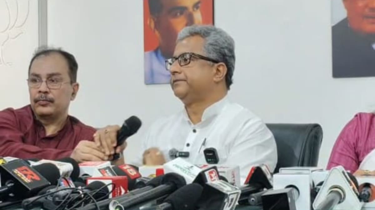 झारखंड छात्र आंदोलन पर नीतीश मिश्रा का तीखा हमला: राहुल गांधी और कांग्रेस की चुप्पी पर उठाए सवाल