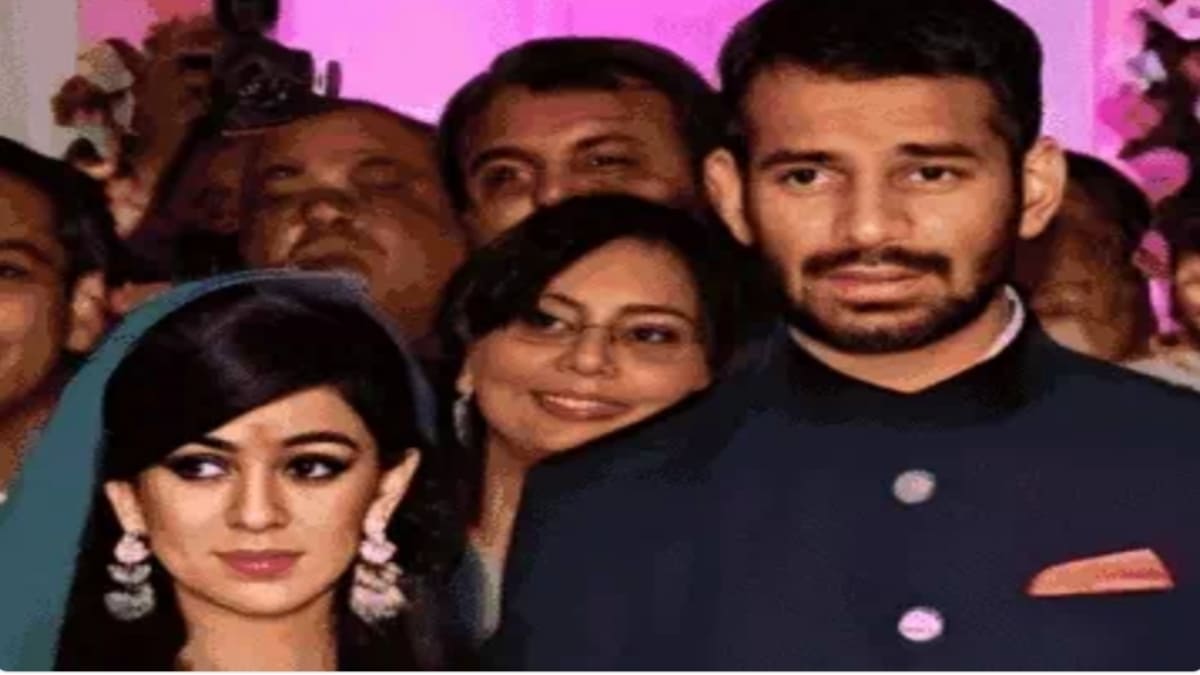 तेजप्रताप ने किया पत्नी ऐश्वर्या राय से तलाक का खुलासा, बोले- वह पूजा करने से रोकती थीं और मां राबड़ी को पीटा था