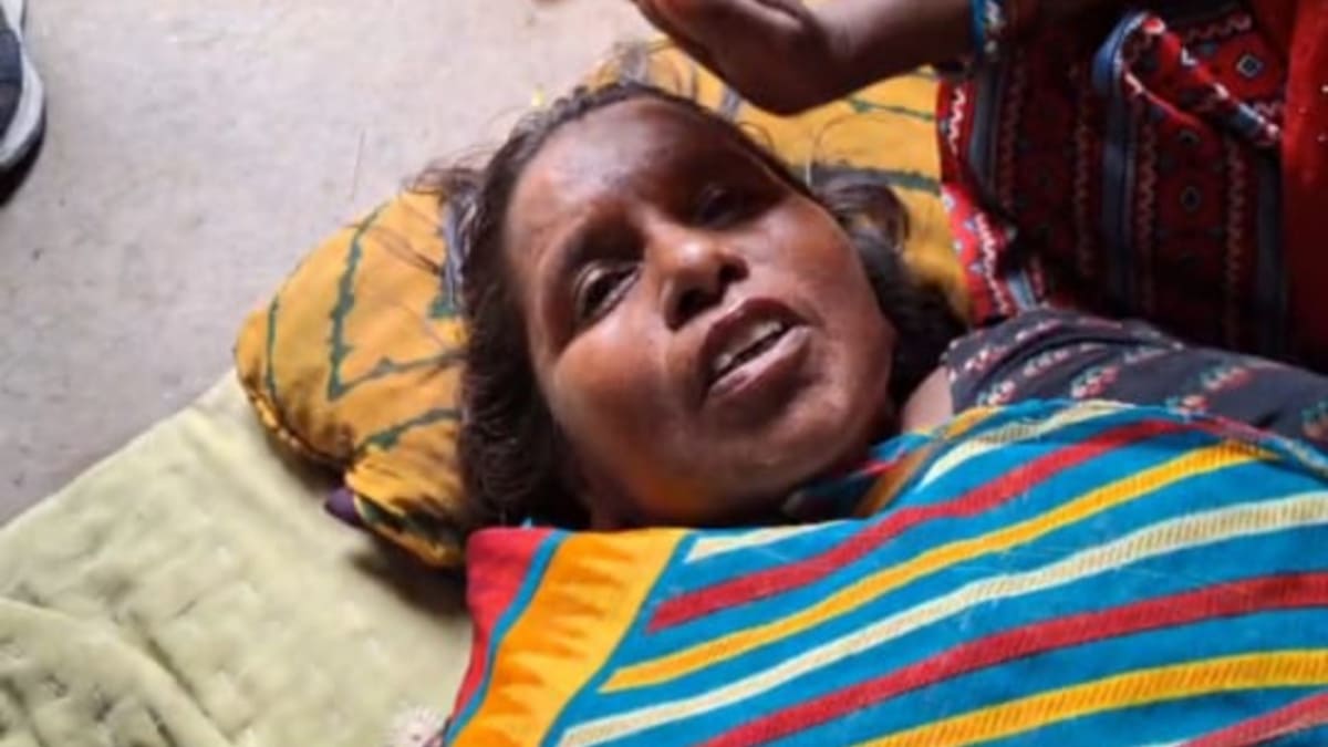 सासाराम मर्डर केस: पीड़ित परिवार से मिले भीम आर्मी के कार्यकर्ता, स्पीडी ट्रायल चलाकर फांसी की मांग