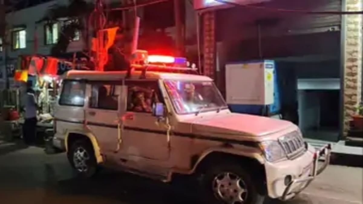 बेगूसराय में मुंशी के बेटे पर जानलेवा हमला, बिजली कटते ही बाइक सवार 4 अपराधियों ने मारी गोली, हालत गंभीर