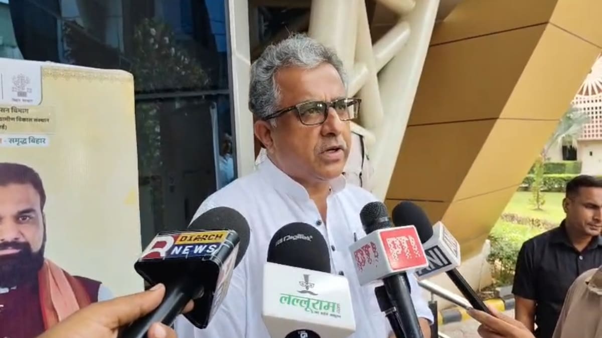 विकसित बिहार के संकल्प में नए अधिकारी निभाएंगे अहम भूमिका, BPSC चयनित युवाओं को नियुक्ति पत्र मिलने पर बोले मंत्री