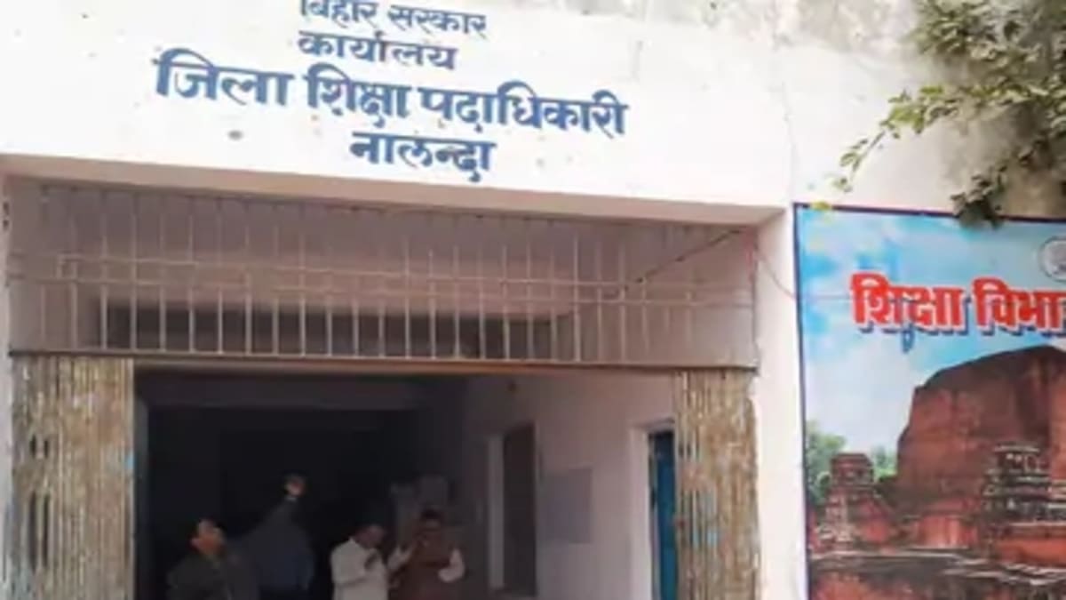 10वीं में फेल छात्रों की चमकेगी किस्मत, शिक्षा विभाग लाया सेकेंड चांस अभियान, अब स्कूलों में चलेंगी स्पेशल क्लासेज