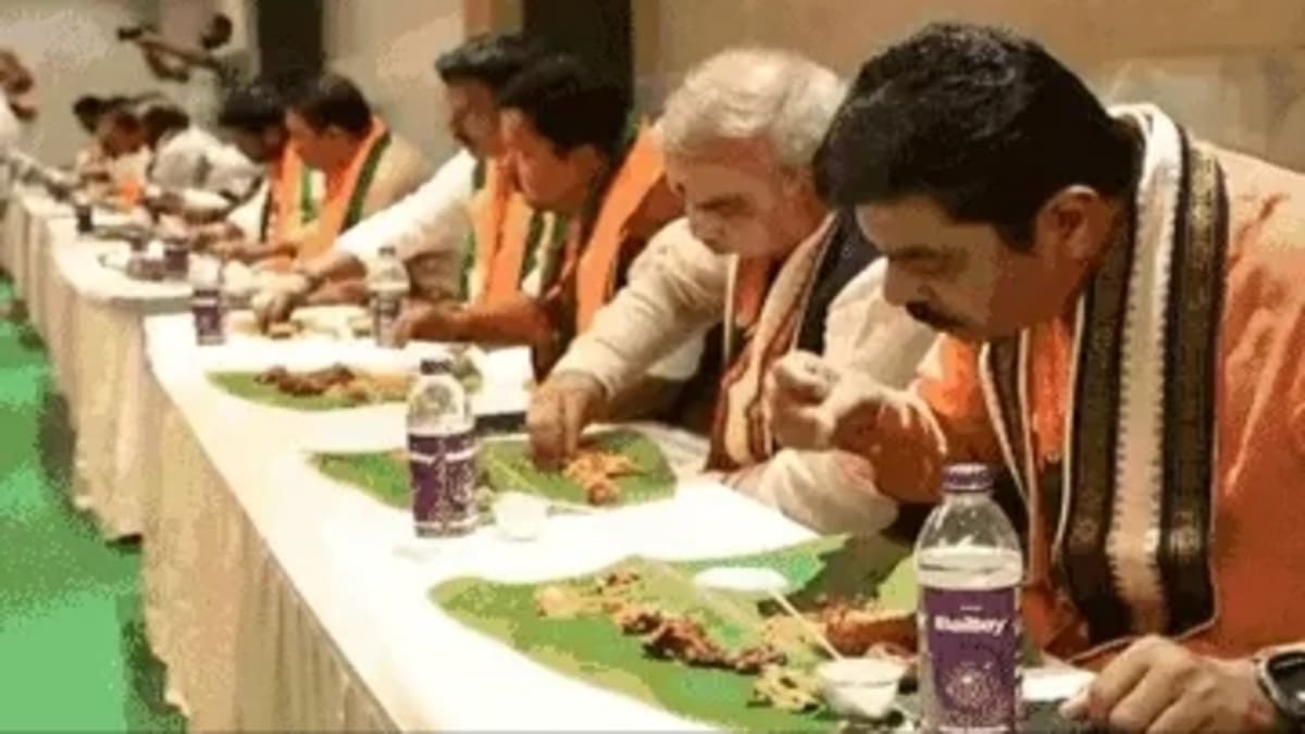 कटहल को बता दिया मुर्गा-खस्सी! सावन में नितिन नवीन के खानपान पर छिड़ी सियासी जंग