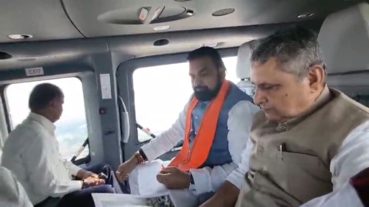 मुख्यमंत्री सम्राट चौधरी ने बाढ़ प्रभावित क्षेत्रों का दौरा किया, अधिकारियों को दिए कड़े निर्देश