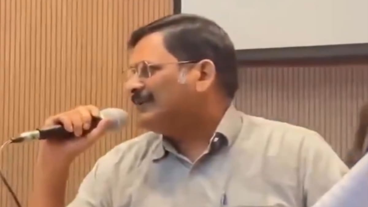 हाथी चले बाजार, कुत्ते भौंके हजार मामले पर रोहिणी आचार्य ने ऐसी भाषा पर जताई चिंता, BPSC ने माफी मांगी