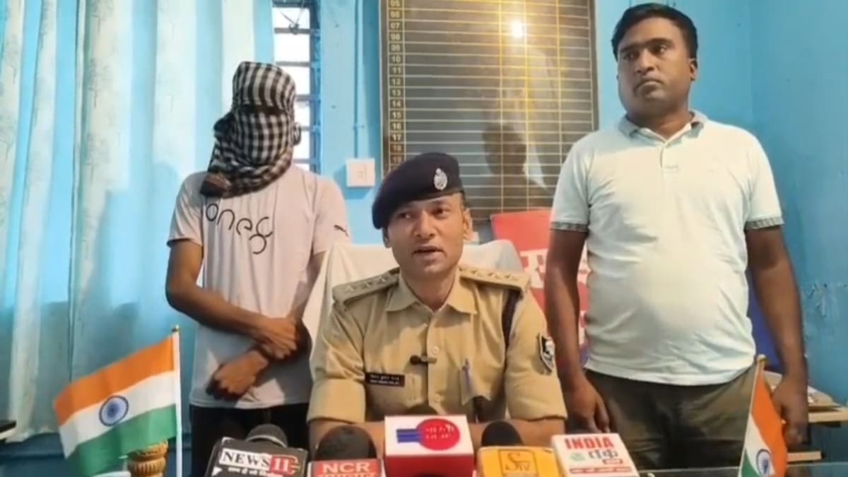 भागलपुर में ग्रामीणों के अंगूठे के निशान का दुरुपयोग कर साइबर अपराधियों को सिम बेचने वाला POS एजेंट गिरफ्तार