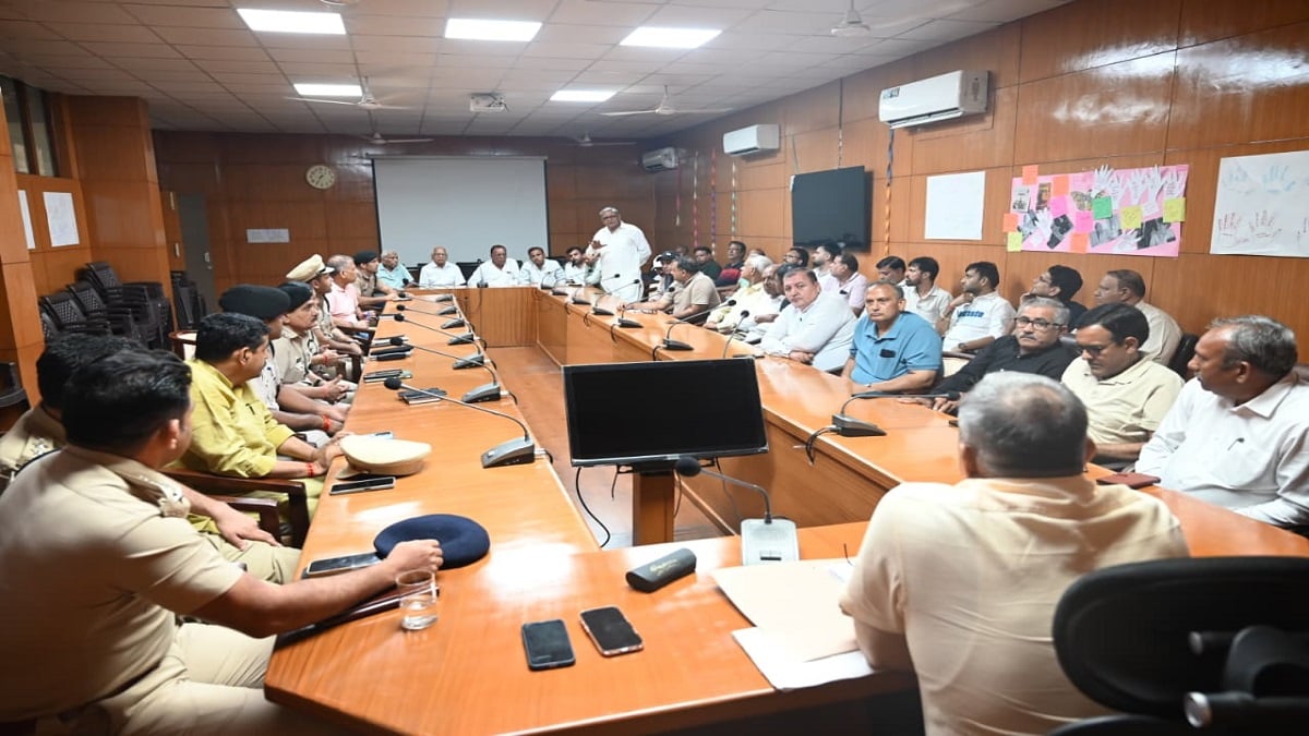 सोनीपत के व्यापारियों संग पुलिस की इमरजेंसी बैठक: रातों की उड़ी नींद, जारी हुए ये 8 कड़े नियम