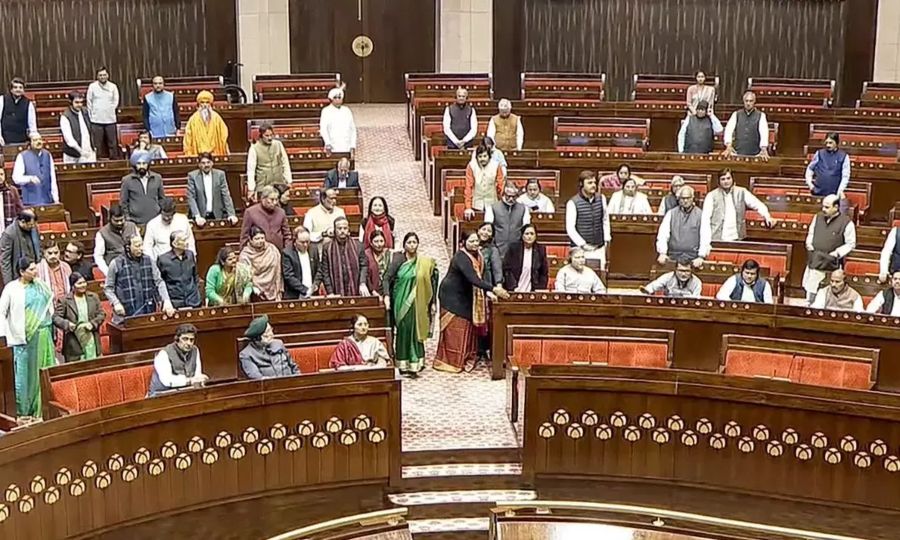 हंगामे की भेंट चढ़ी संसद: लोकसभा की सिर्फ 19% प्रोडक्टिविटी, राज्यसभा का भी हाल रहा बुरा : टैक्सपेयर्स के 175 करोड़ स्वाहा
